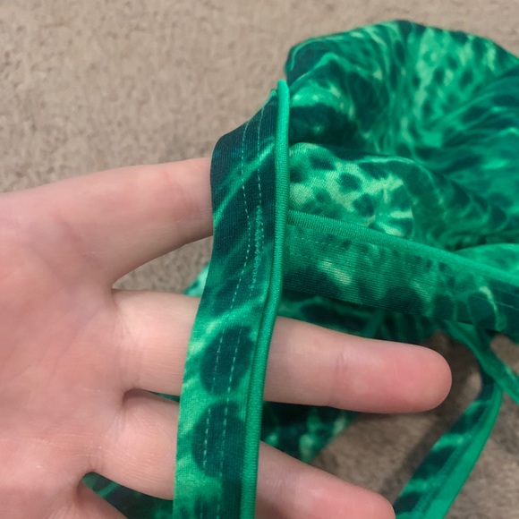 Green Patterned Speedo Suit - Picture 6 of 7